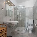 Apartment Coce *