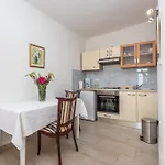 Apartment Coce